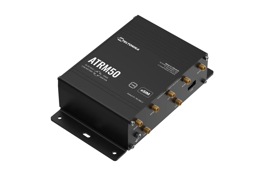 ATRM50 Teltonika 5G Router schräg links 