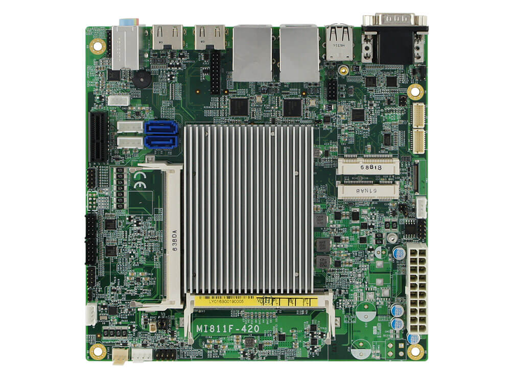 iBASE MI811 Mini-ITX Apollo Lake mit Kühlkörper
